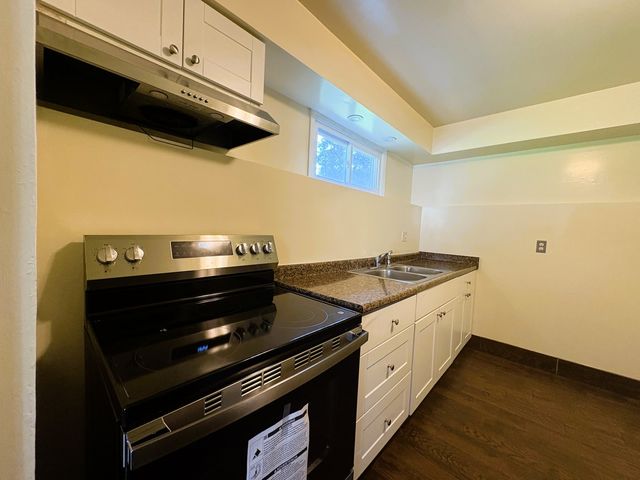 1034 Fenton Street 1, Aurora, IL 60505