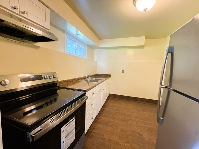 1034 Fenton Street 1, Aurora, IL 60505