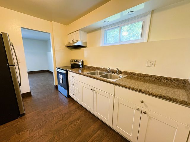 1034 Fenton Street 1, Aurora, IL 60505