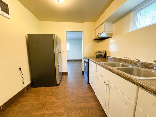 1034 Fenton Street 1, Aurora, IL 60505