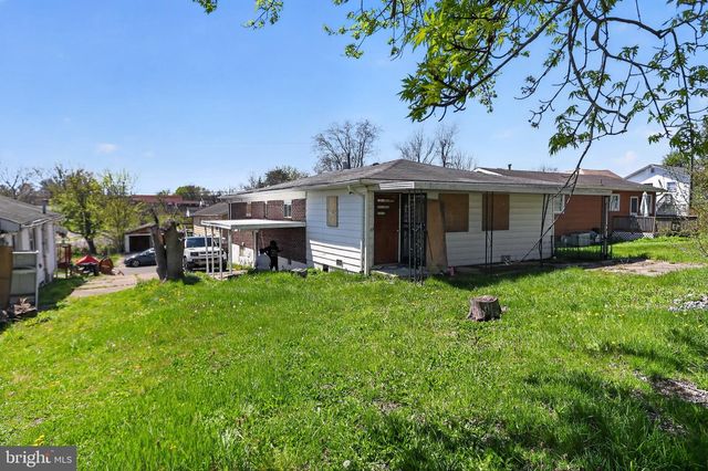 111 CANNADAY ST, Beckley, WV 25801