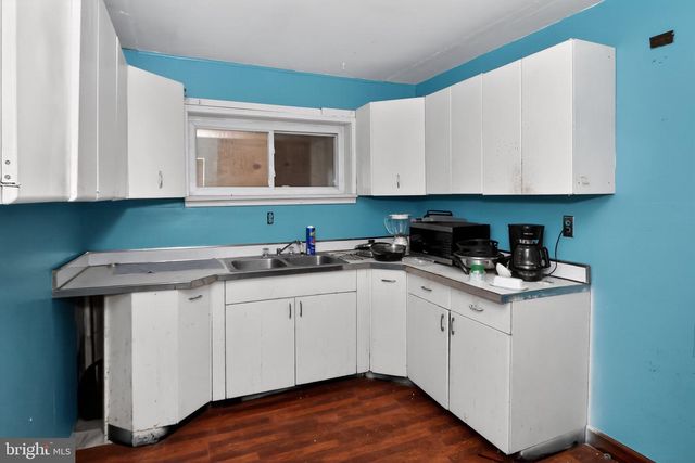 111 CANNADAY ST, Beckley, WV 25801