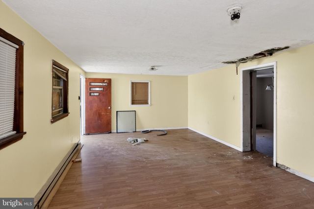 111 CANNADAY ST, Beckley, WV 25801