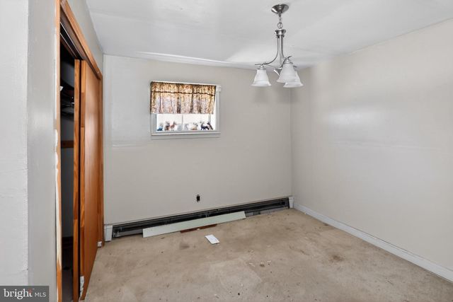 111 CANNADAY ST, Beckley, WV 25801