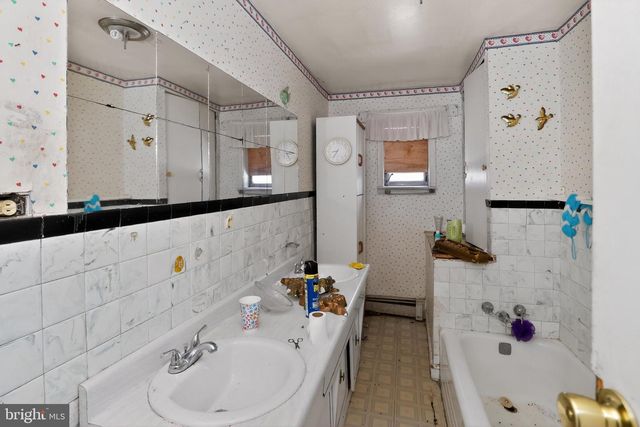 111 CANNADAY ST, Beckley, WV 25801