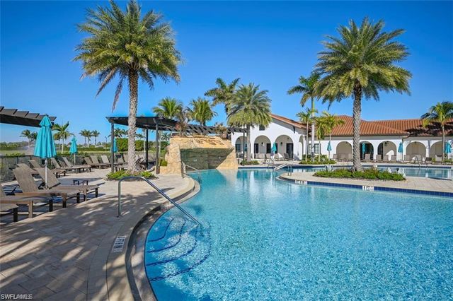 11880 Arboretum Run DR 201, Fort Myers, FL 33913