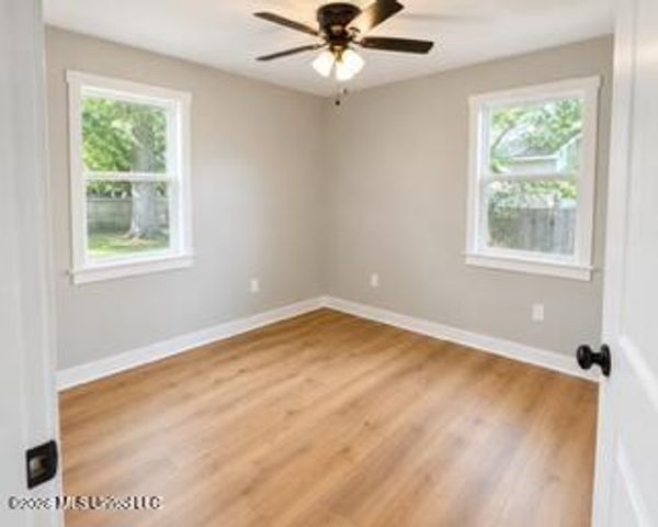 2011 14th Street, Pascagoula, MS 39567