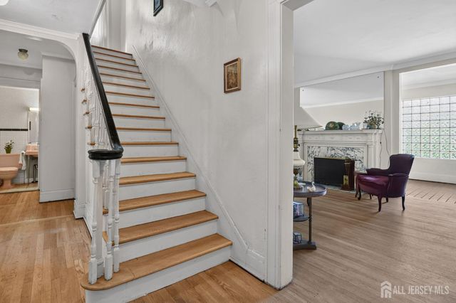 67 Nichol Avenue, New Brunswick, NJ 08901