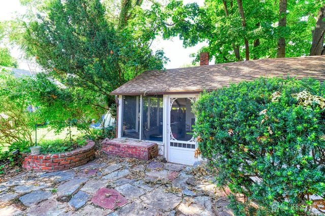67 Nichol Avenue, New Brunswick, NJ 08901
