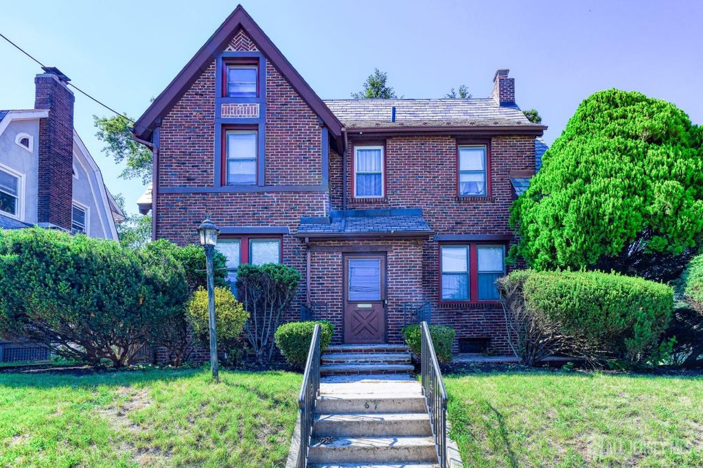 67 Nichol Avenue, New Brunswick, NJ 08901