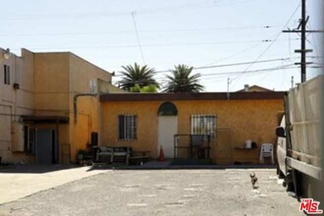 3906 W Slauson Avenue, Los Angeles, CA 90043