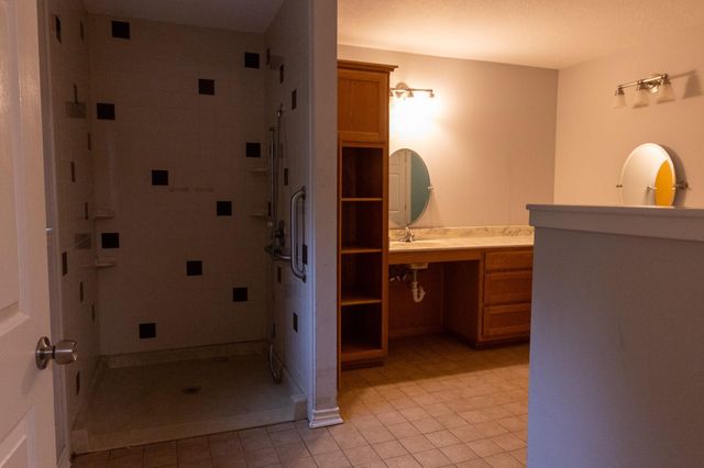 2052 County Road 114, Centerville, TX 75833
