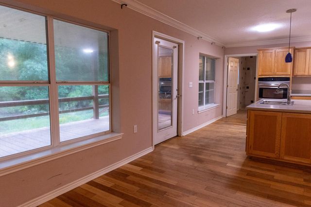 2052 County Road 114, Centerville, TX 75833