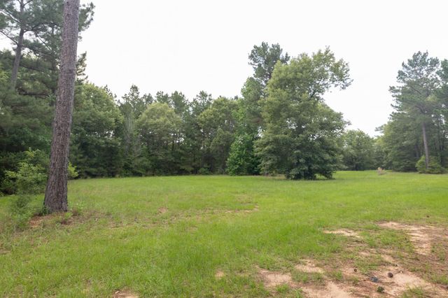 2052 County Road 114, Centerville, TX 75833