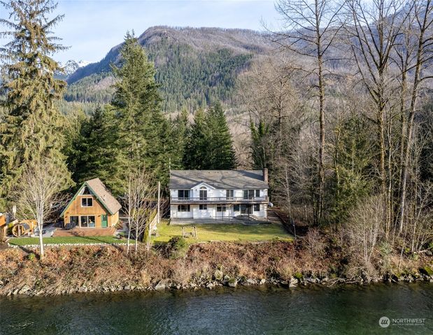 63631 NE 194th Pl, Baring, WA 98251