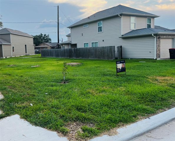 0 Angelfish Cove, Baytown, TX 77523