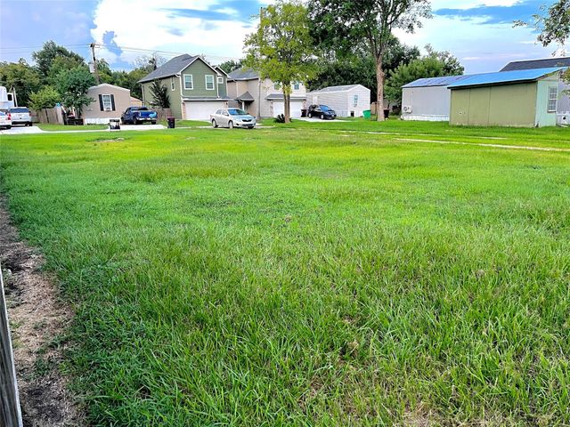 0 Angelfish Cove, Baytown, TX 77523