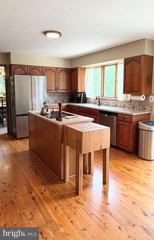 170 LENORA LN, Downingtown, PA 19335