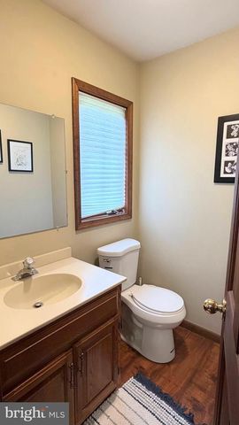 170 LENORA LN, Downingtown, PA 19335