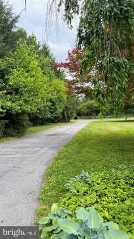 170 LENORA LN, Downingtown, PA 19335