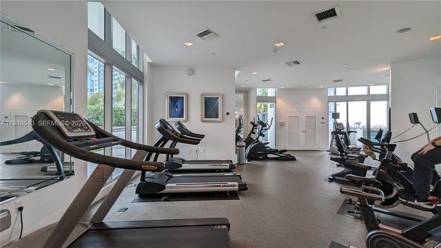 350 S Miami Ave 702, Miami, FL 33130