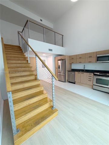 350 S Miami Ave 702, Miami, FL 33130