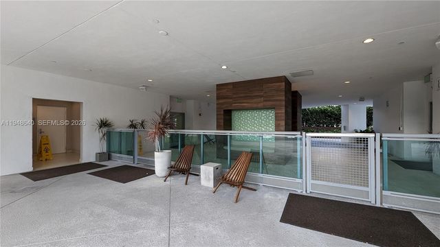 350 S Miami Ave 702, Miami, FL 33130