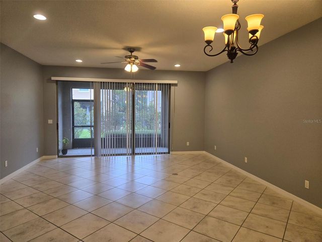 527 VIRTUOSO LANE 79, Orlando, FL 32824