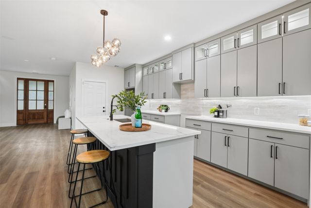 2646 Alabama Avenue, Dallas, TX 75216