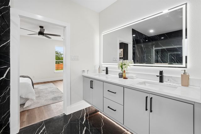 2646 Alabama Avenue, Dallas, TX 75216
