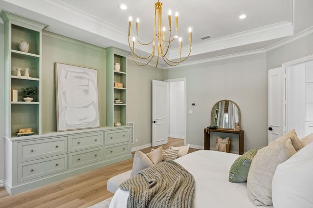 6823 Lakehurst Avenue, Dallas, TX 75230