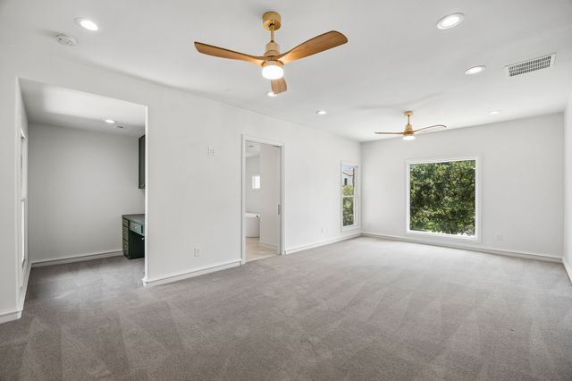 6823 Lakehurst Avenue, Dallas, TX 75230