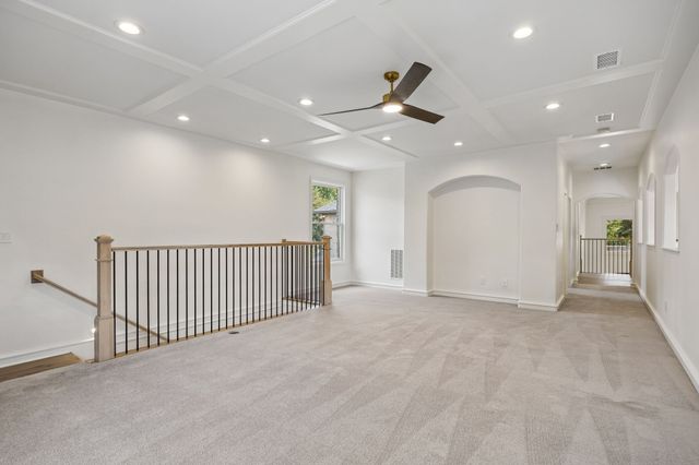 6823 Lakehurst Avenue, Dallas, TX 75230