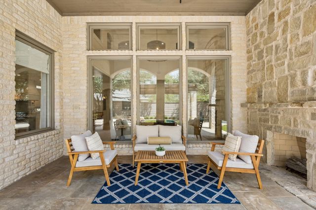 6823 Lakehurst Avenue, Dallas, TX 75230