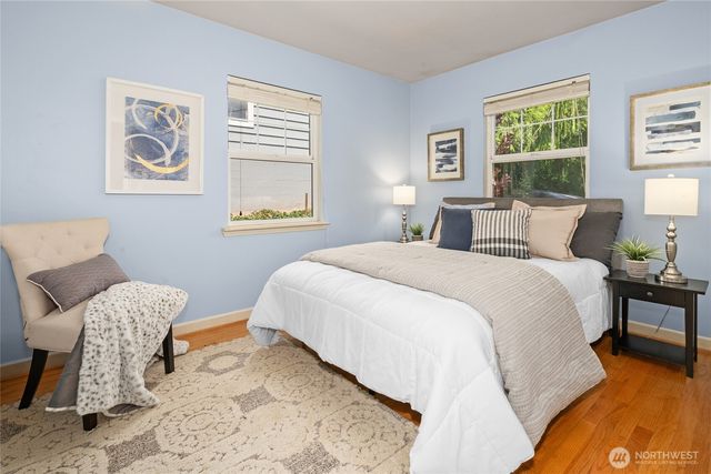 1529 NE 94th Street, Seattle, WA 98115