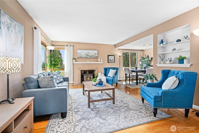 1529 NE 94th Street, Seattle, WA 98115