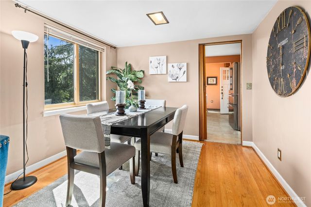 1529 NE 94th Street, Seattle, WA 98115
