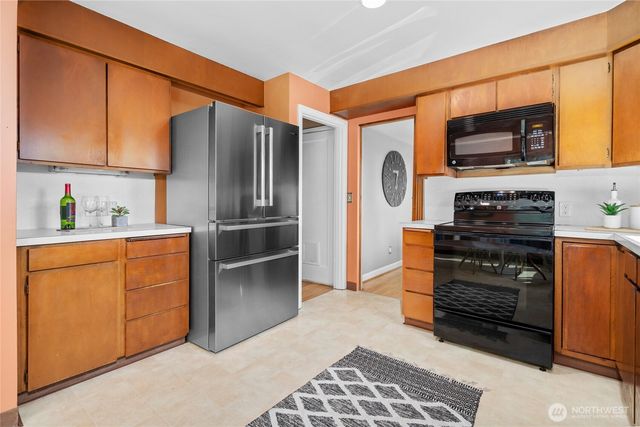 1529 NE 94th Street, Seattle, WA 98115