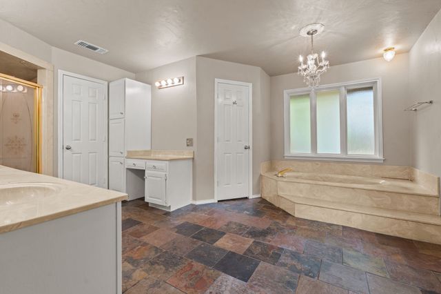 500 Queensway Road, Willow Park, TX 76087