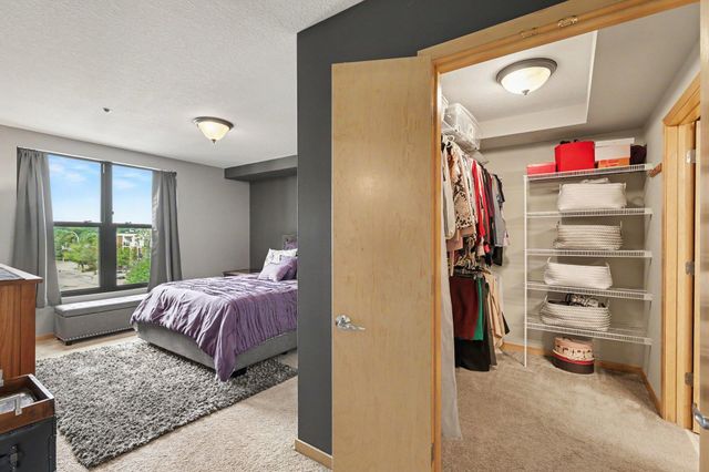 1502 5th Street N 402, Hopkins, MN 55305