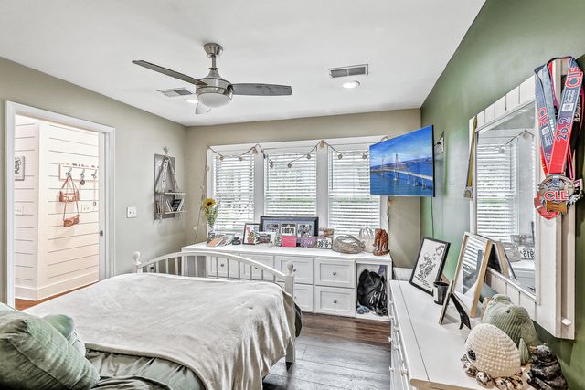 1991 Armory Drive, Mount Pleasant, SC 29466