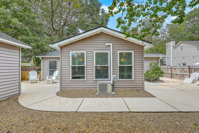 1991 Armory Drive, Mount Pleasant, SC 29466