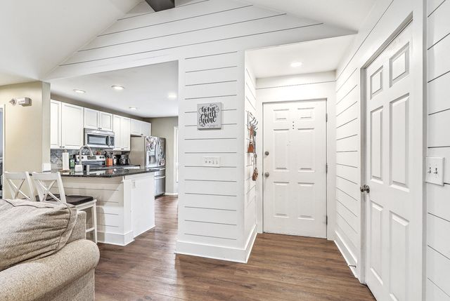 1991 Armory Drive, Mount Pleasant, SC 29466