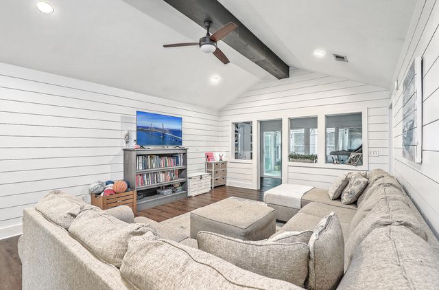 1991 Armory Drive, Mount Pleasant, SC 29466