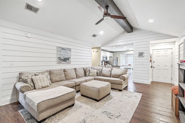 1991 Armory Drive, Mount Pleasant, SC 29466