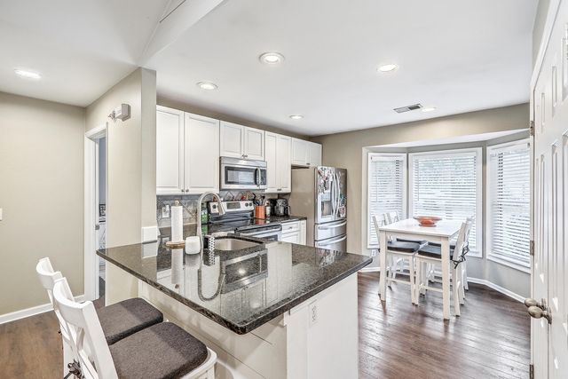 1991 Armory Drive, Mount Pleasant, SC 29466