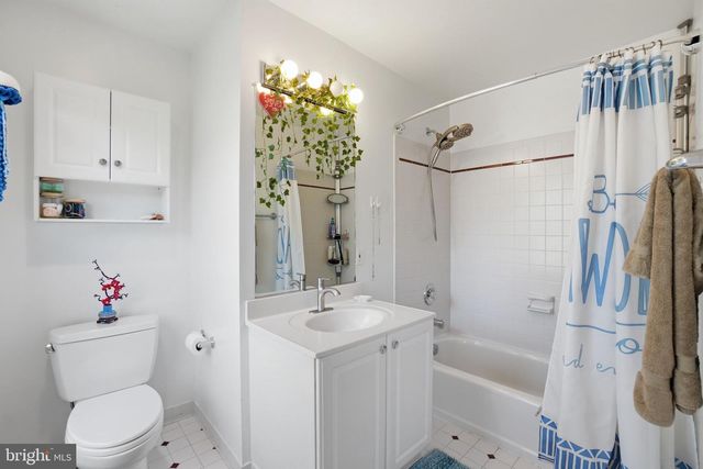 311 N LEE ST N, Falls Church, VA 22046