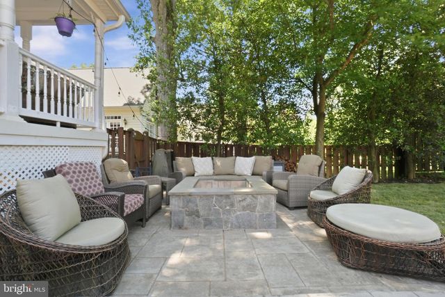 311 N LEE ST N, Falls Church, VA 22046