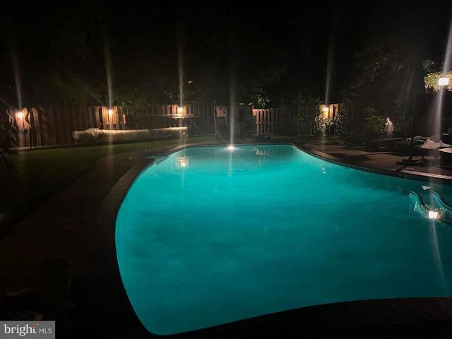 311 N LEE ST N, Falls Church, VA 22046