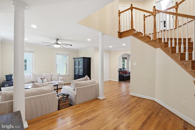 311 N LEE ST N, Falls Church, VA 22046